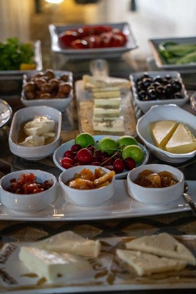 Zeynep Hanım Konukevi