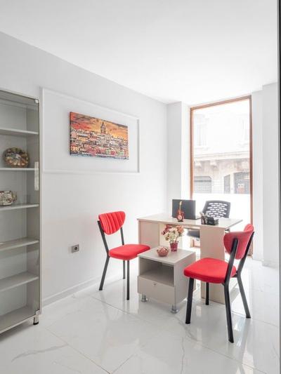 The Red Tent Suite 23