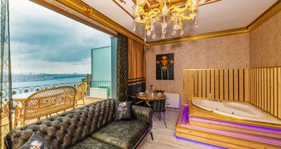 Sam Diamond Residence