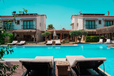 Albeon Butik Otel Alaçatı