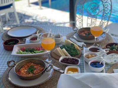 Aral Turkuaz Butik Otel