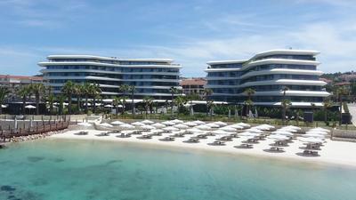 Reges a Luxury Collection Resort & Spa