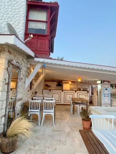 Serez Alaçatı by La Mira