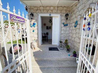 Fatma Hanım Konağı Alaçatı