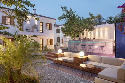 Mellow Blue Boutique Hotel