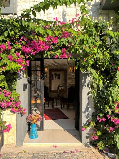 1870s Tas Konak Otel Uc Oda