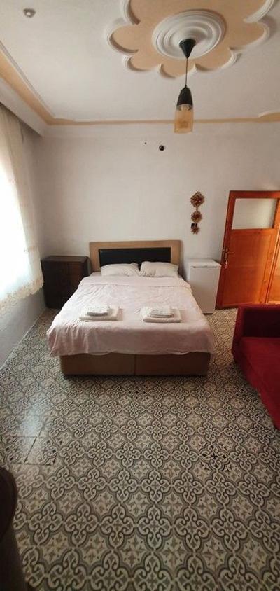 Alexander Cave House