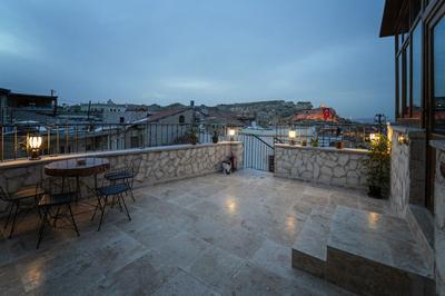 By Yüksel Cave House