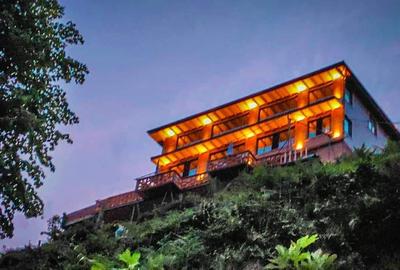 Kinya Bungalov -hotel