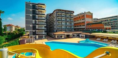 Clover Magic Garden Beach