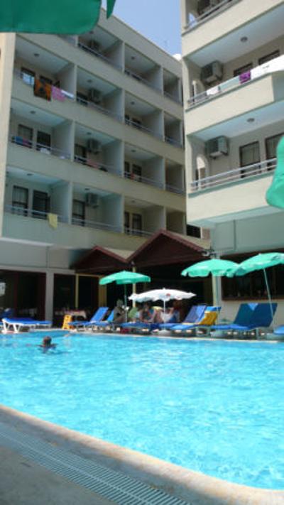 Kleopatra Smile Hotel