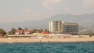 Hedef Beach Resort & Spa