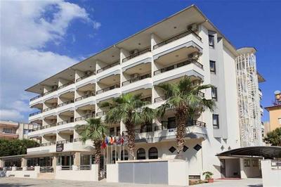 Xperia Kandelor Hotel