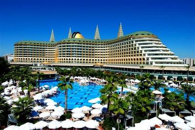 Delphin Imperial Lara