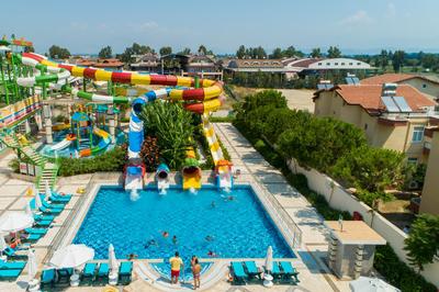 Crystal Waterworld Park Resort & SPA
