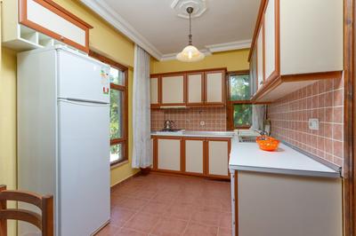 Myros Ortak Havuzlu Villa