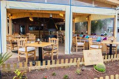 Kara Kedi Beach Bungalow