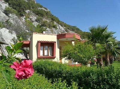 Oblomov Bungalows Apart