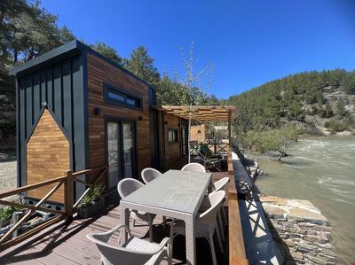 Canyon Tiny House Hotel