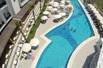 Port River Hotel & Spa