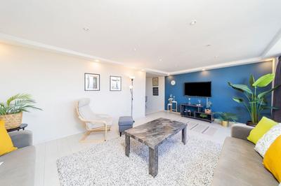 Hadrian 8 | Muratpaşa