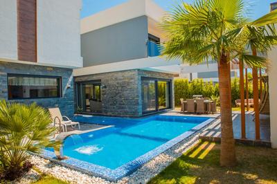 Luxury Villa Swan 3 Özel Havuzlu