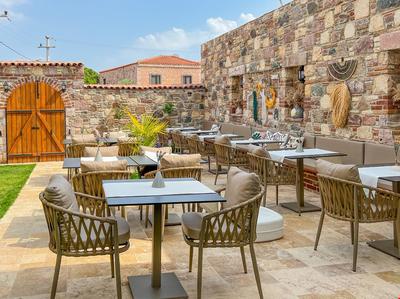 Parla Otel Küçükköy