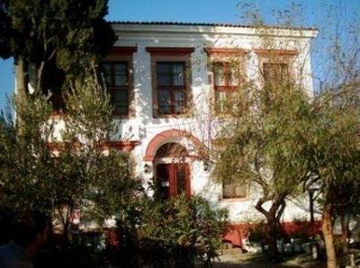 Cunda Zehra Teyzenin Evi - Tarihi Konak