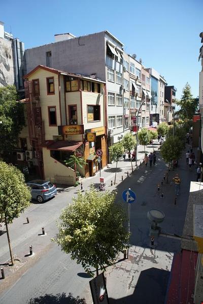 Holiday Business Suit Otel