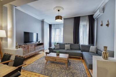 Marvelous Bright 4BR Apartment in Taksim Square