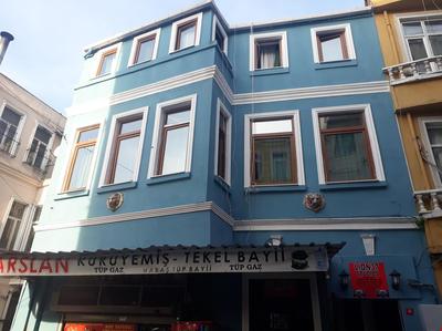 Taksim Lion 37 Studios