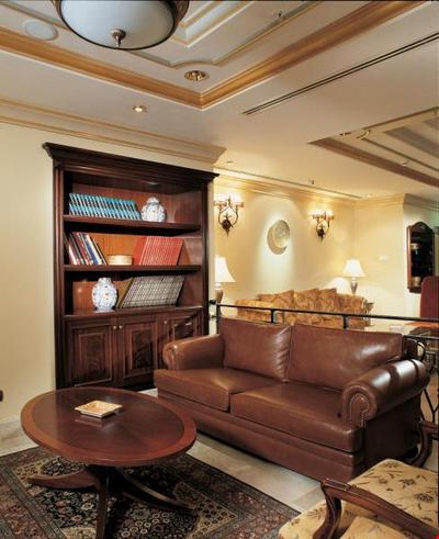 The Central Palace Hotel