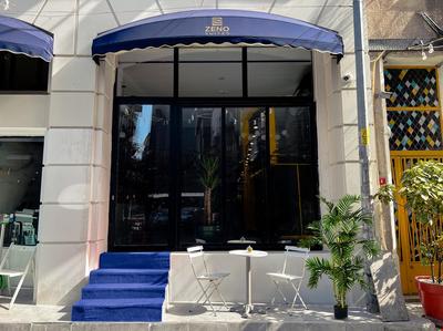 Zeno Suites Hotel & Patisserie