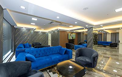 Skystar Deluxe Hotel