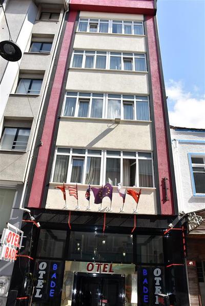Bade 2 Otel