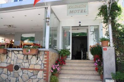 Yasmin Motel