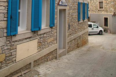 Çeşme Kale Taş Apart