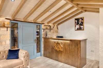 Eflin Haus Tarihi Bina & Anıt