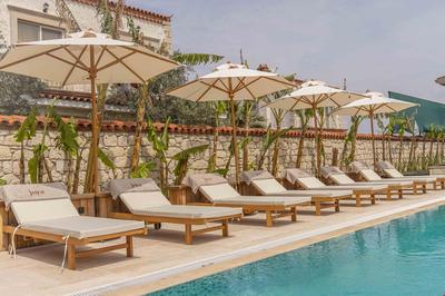 June Alaçatı (15+ Adult Only)