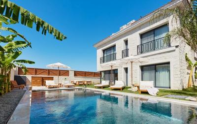 Meruno Alaçatı (Adults Only +12)