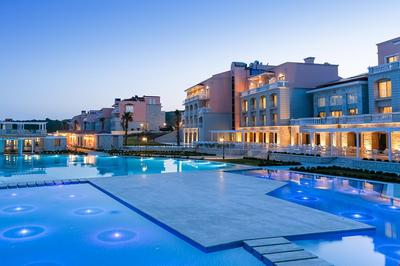 Doubletree by Hilton Çesme Alaçati Beach Resort