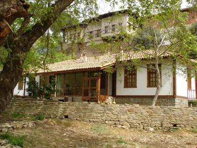 Çınaraltı Konak Pansiyon