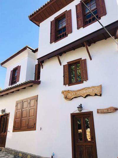 Aycan Hanım Konağı