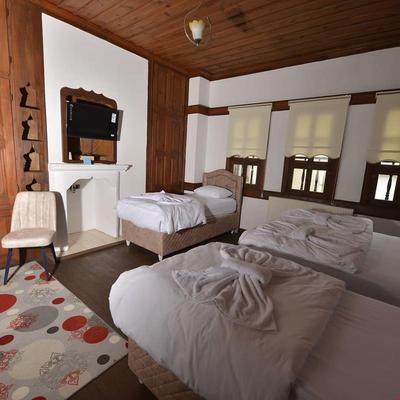 Sarnıçlı Birdane Konak