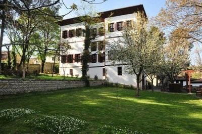 Havuzlu Asmazlar Konağı