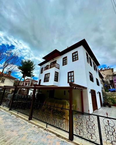 Ayten Hanım Konağı Ermenek