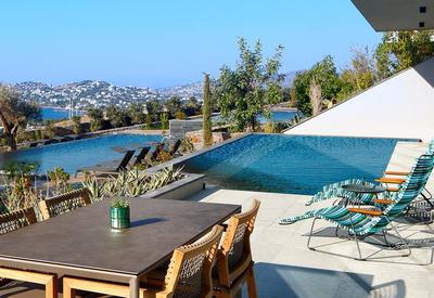 Bodrum Yalıkavakda 3 Odalı Deniz Manzaralı Özel Havuzlu Yazlık Kiralık Villa BD490