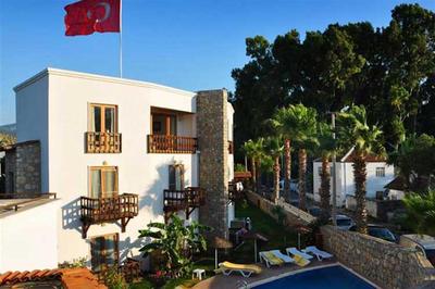 Liona Butikhan Beach