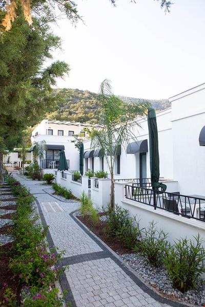 Yali Apart Residence