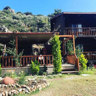 Derin Ada Ahsap Butik Otel